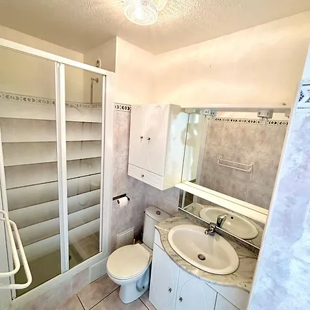 Confort 20 Metre Appartement Saintes-Marie-la-Mer